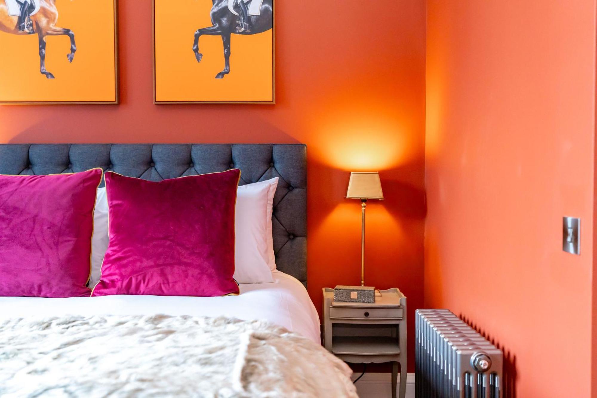 Dragon Suites Luxury Apartments At 9 Albyn Place Единбург Екстер'єр фото