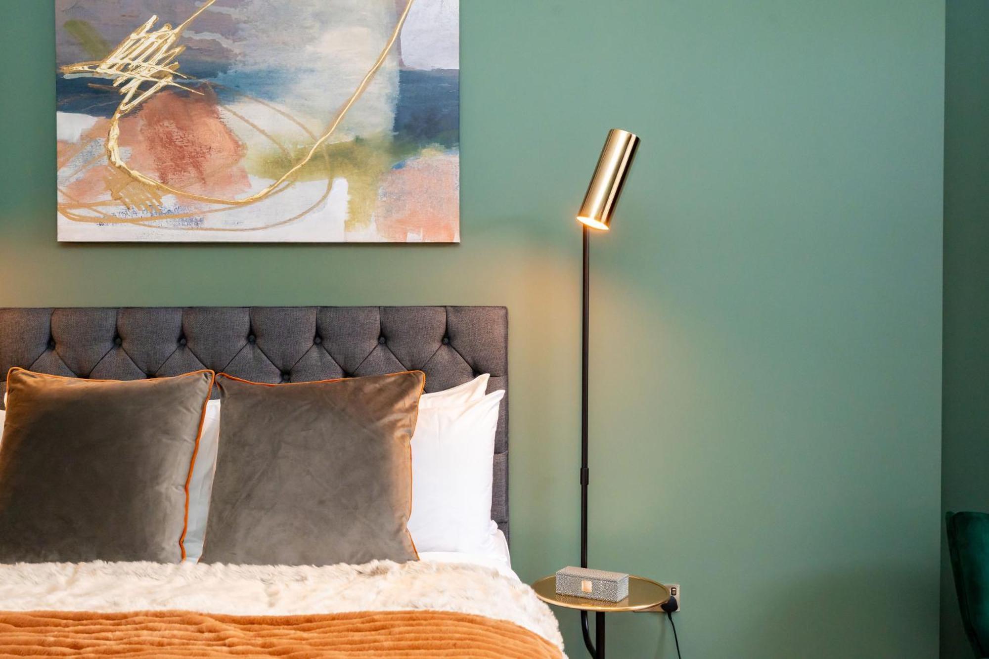 Dragon Suites Luxury Apartments At 9 Albyn Place Единбург Екстер'єр фото