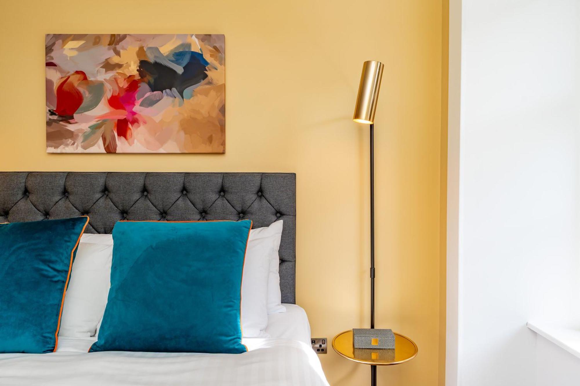 Dragon Suites Luxury Apartments At 9 Albyn Place Единбург Екстер'єр фото
