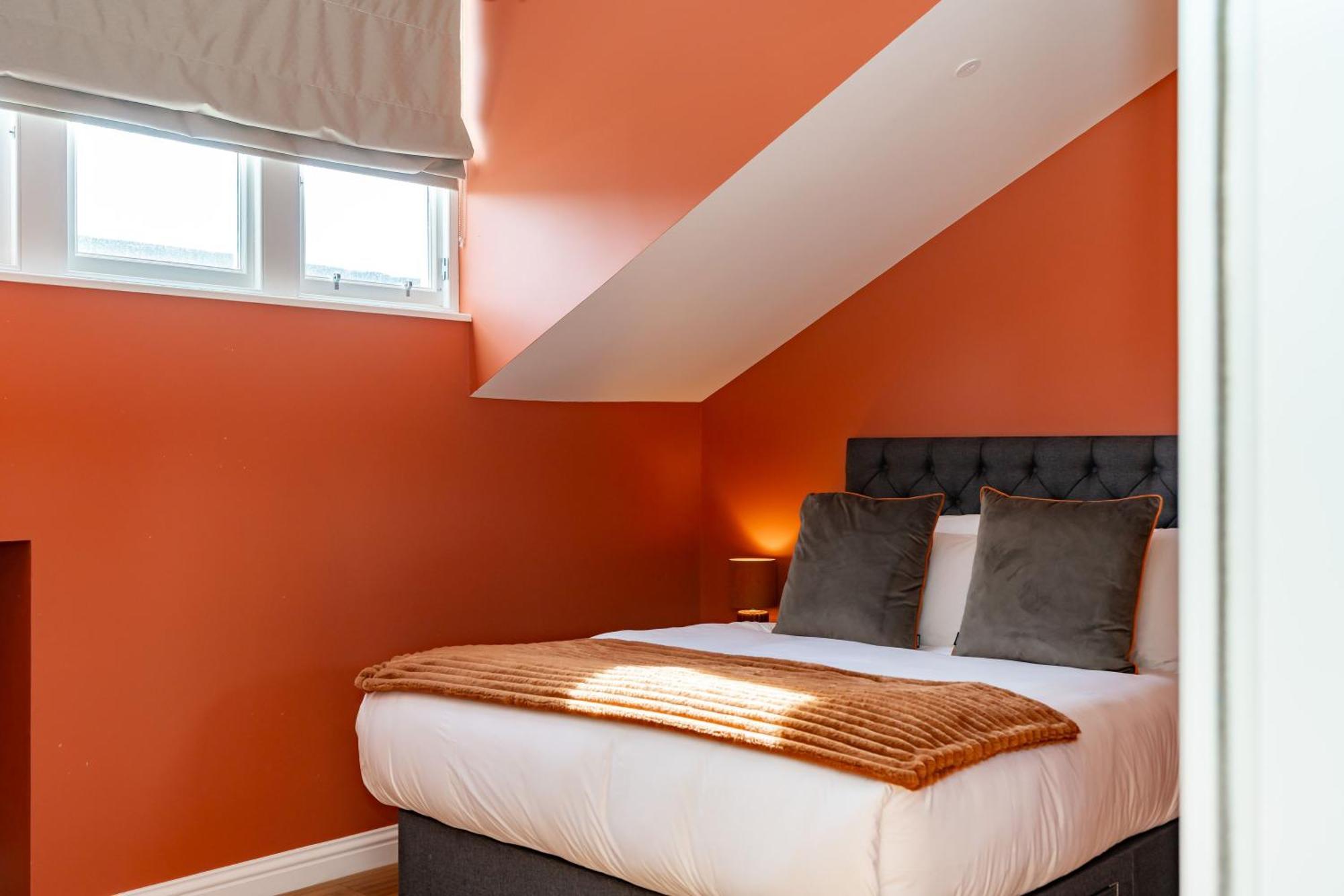 Dragon Suites Luxury Apartments At 9 Albyn Place Единбург Екстер'єр фото